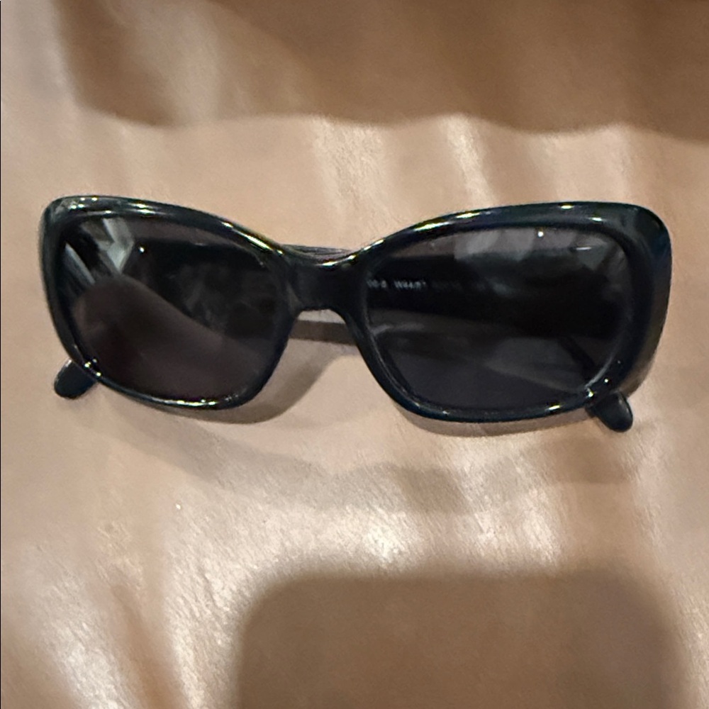 VOGUE VO2606-S W44/87 Black Sunglasses